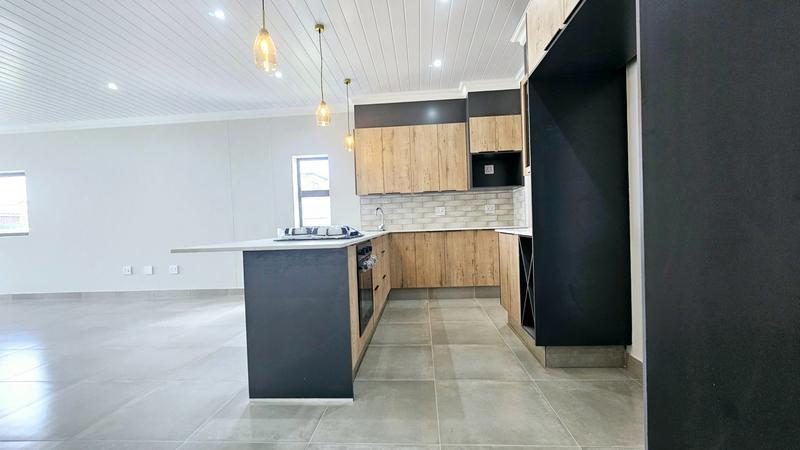 3 Bedroom Property for Sale in Dana Bay Western Cape